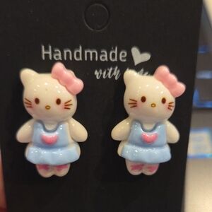 Cute Cat Earrings with Pink Bow